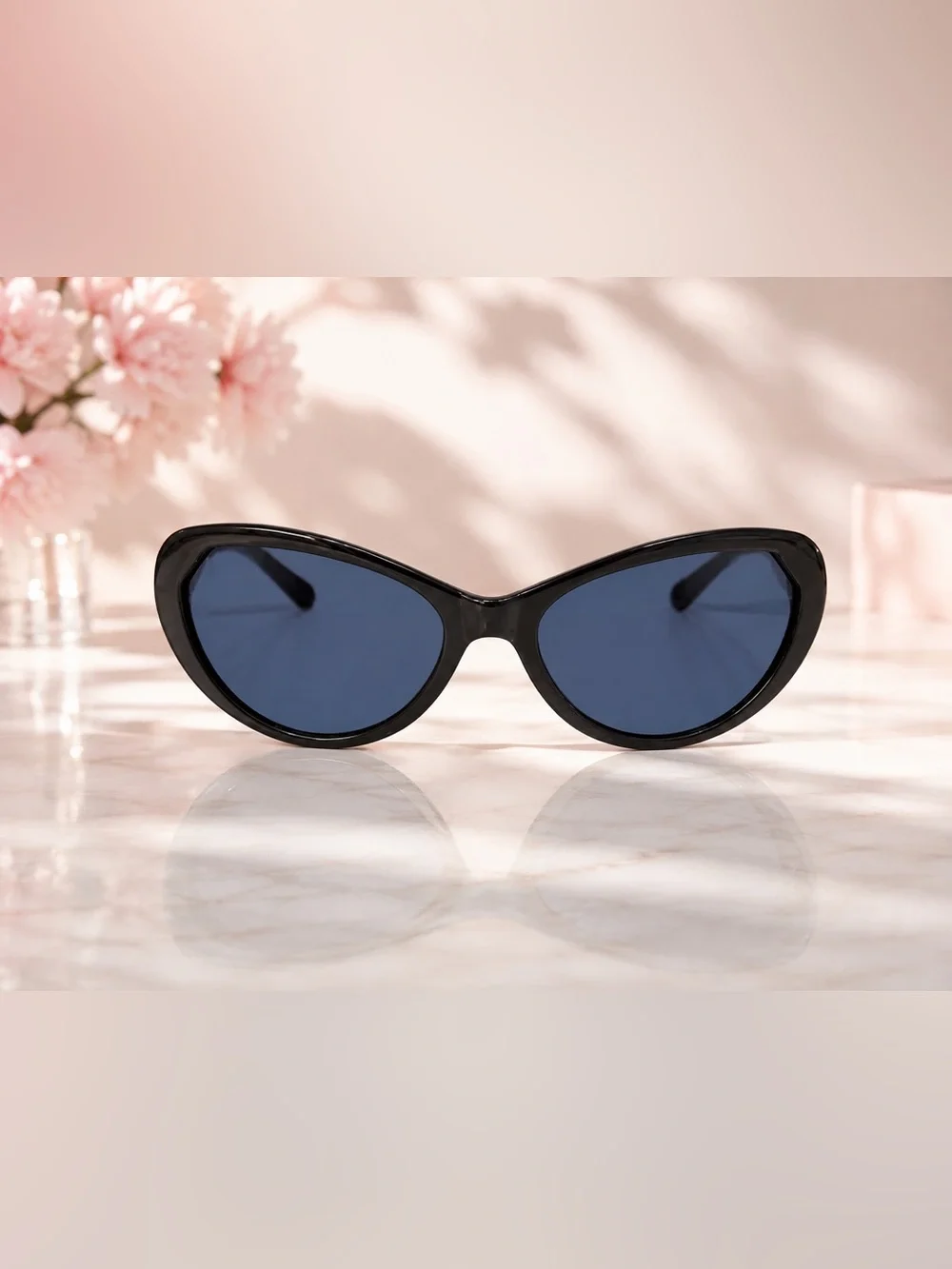 Tory Burch TY 9030 designer  Cat eye Black Sunglasses with Gold Accents